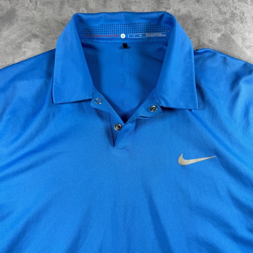 Nike Tiger Woods Collection Golf Polo‎ Blue Dri-Fit Snap Button Mens Small